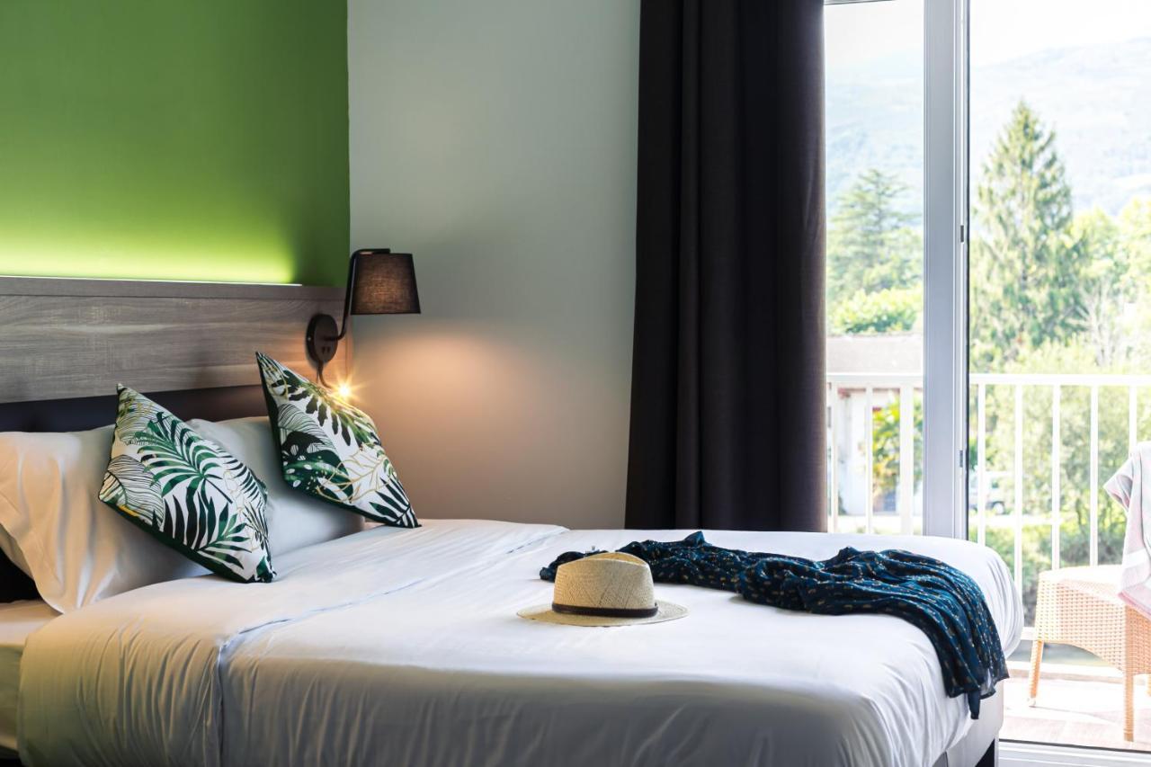 Double Room Garden View