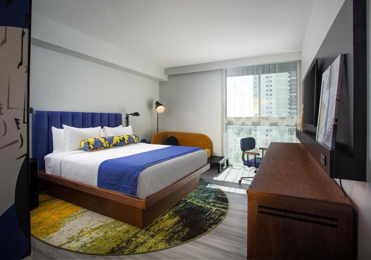 Quarto Premium com Cama King-size