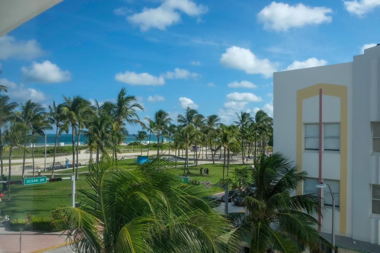 Partial Ocean View Two Double Beds