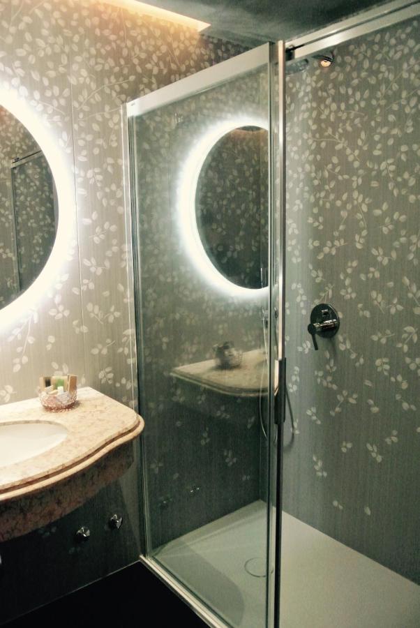 Quarto Triplo Premium