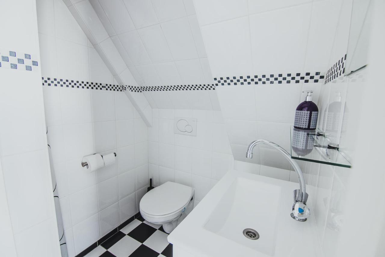Double Room Private Bathroom