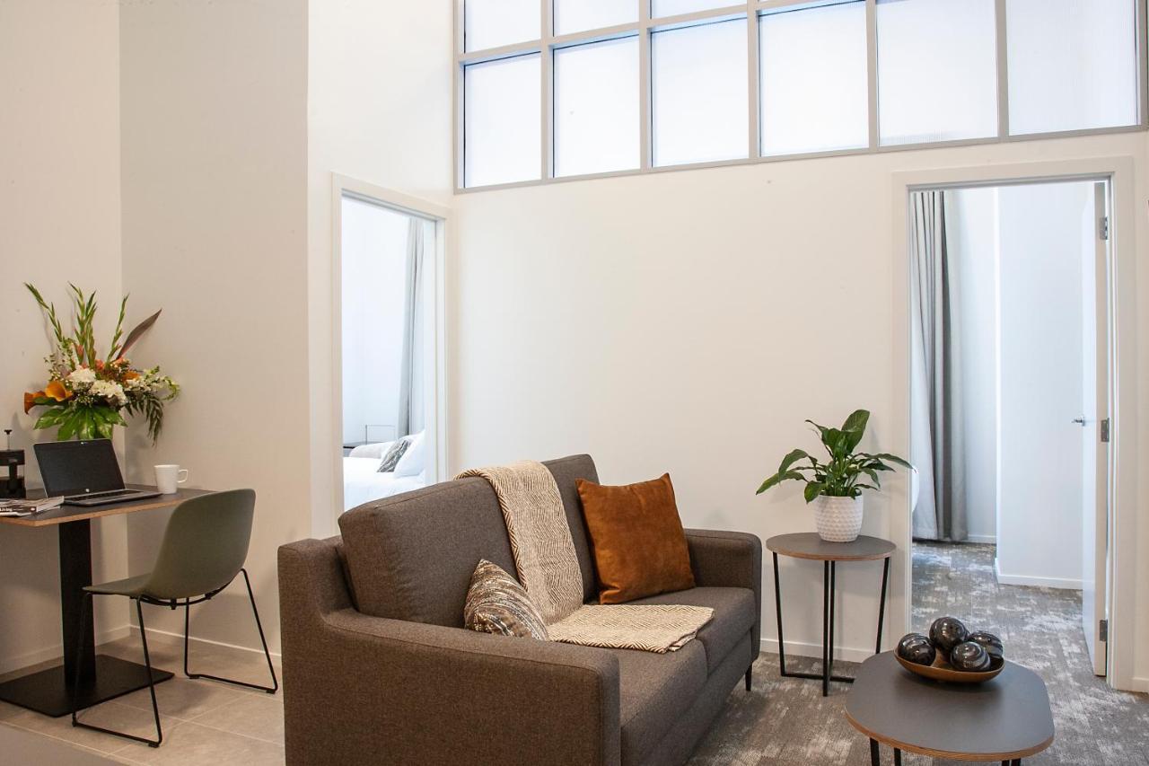 Deluxe Two Bedroom Apartment,1070433646:JPEG