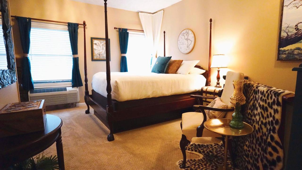 Queen Suite