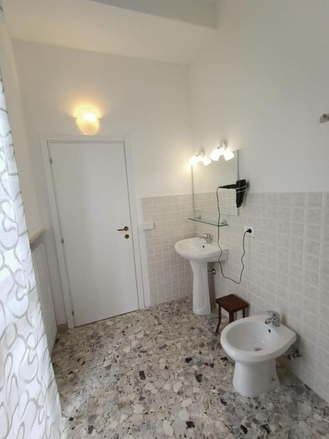 Double or Twin Room Private Bathroom