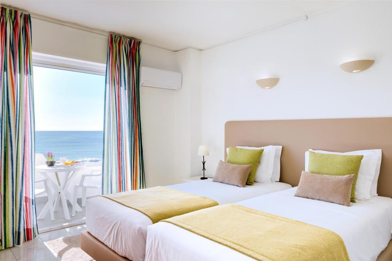 Quarto com Cama de Casal ou 2 de Solteiro (2 Adultos)