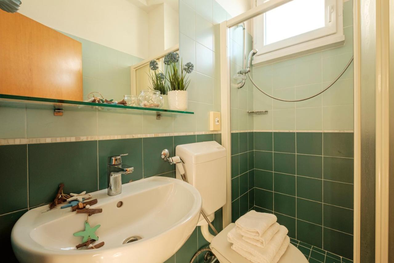 Vierbettzimmer mit Meerblick