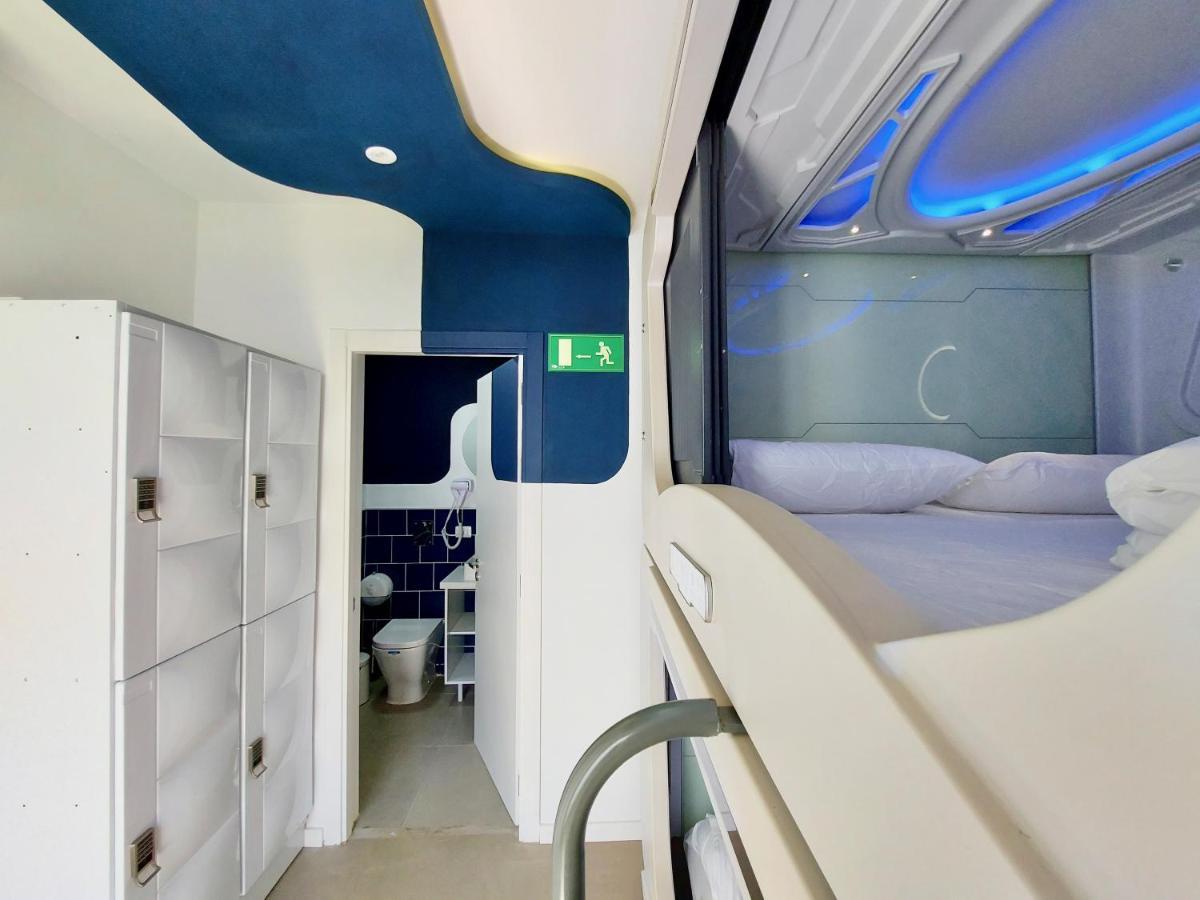 Suite Capsule Terrace