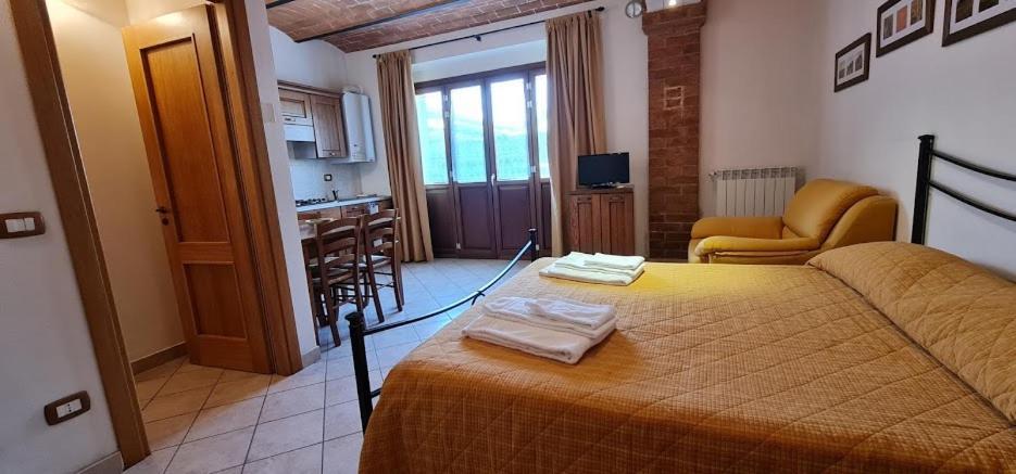 One-Bedroom Apartment