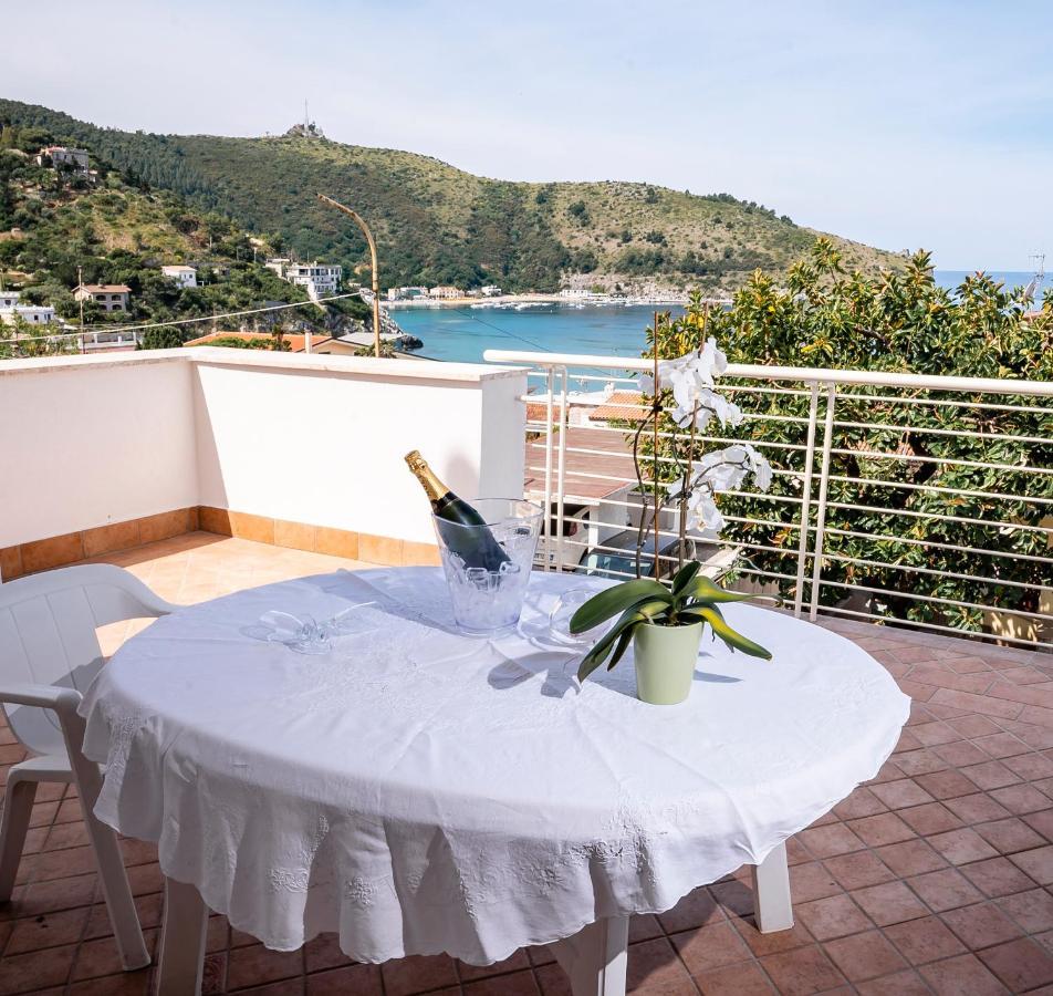 Appartamento con 1 Camera da Letto, Terrazza e Vista Mare