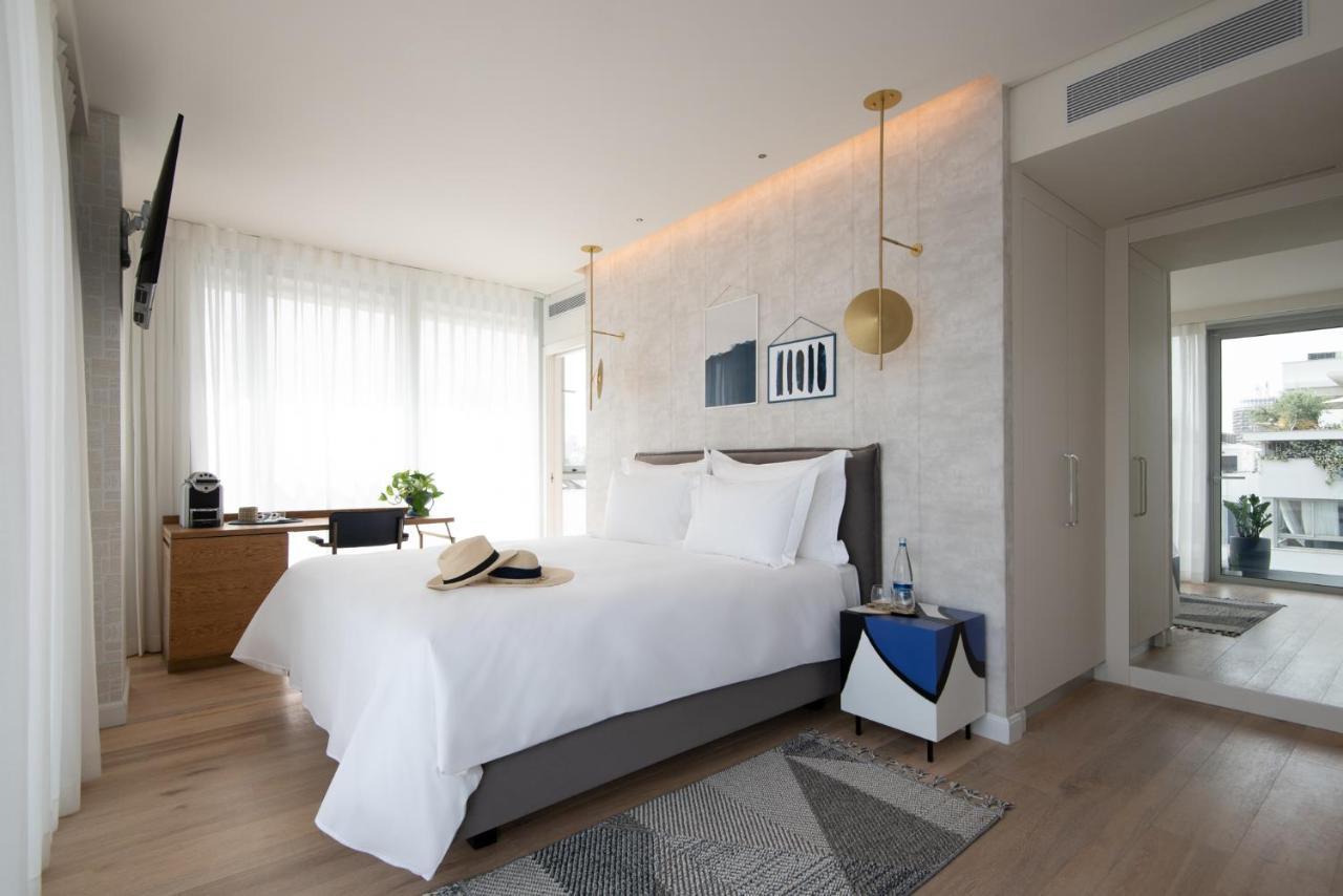 Deluxe Dreibettzimmer mit Standbalkon
