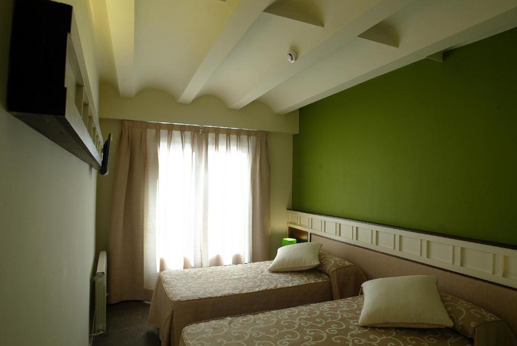 Double or Twin Room,1580176720:JPEG