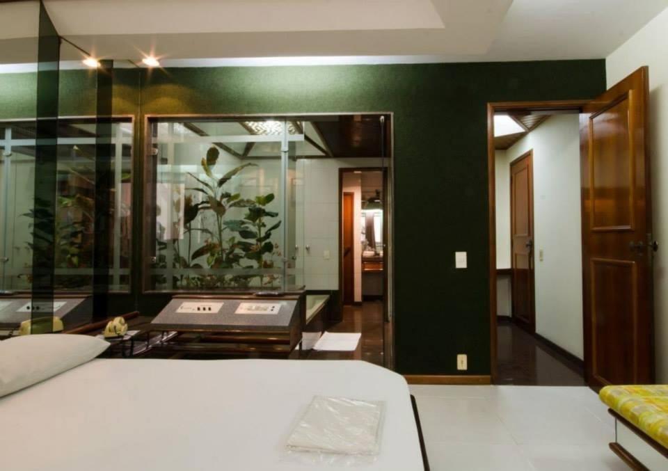 Suíte Deluxe com Banheira de Hidromassagem