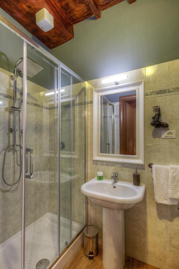 Habitación Doble con baño privado externo