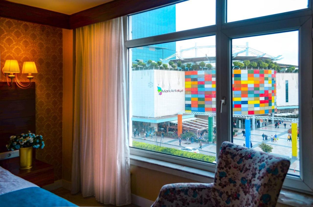 Vierbettzimmer mit Balkon