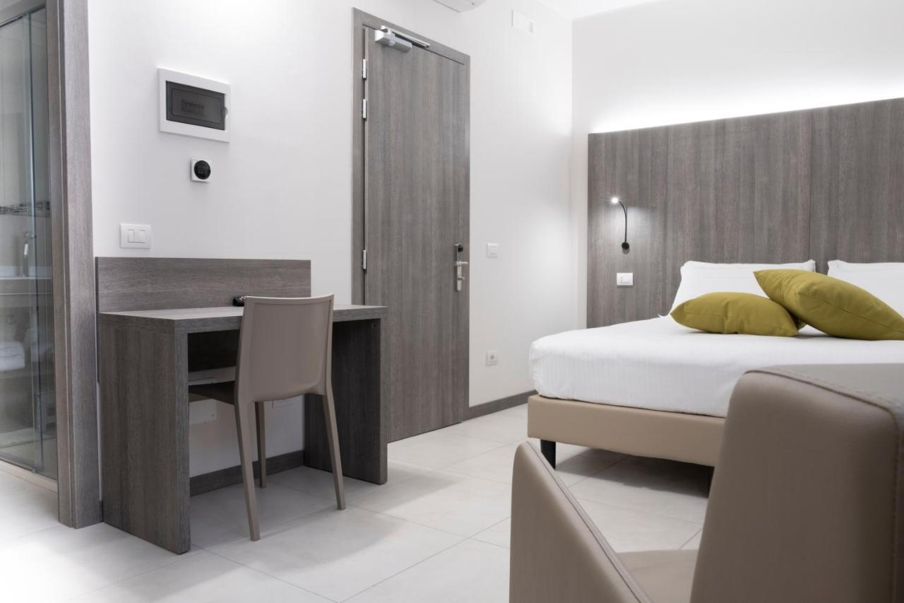 Basic Triple Room