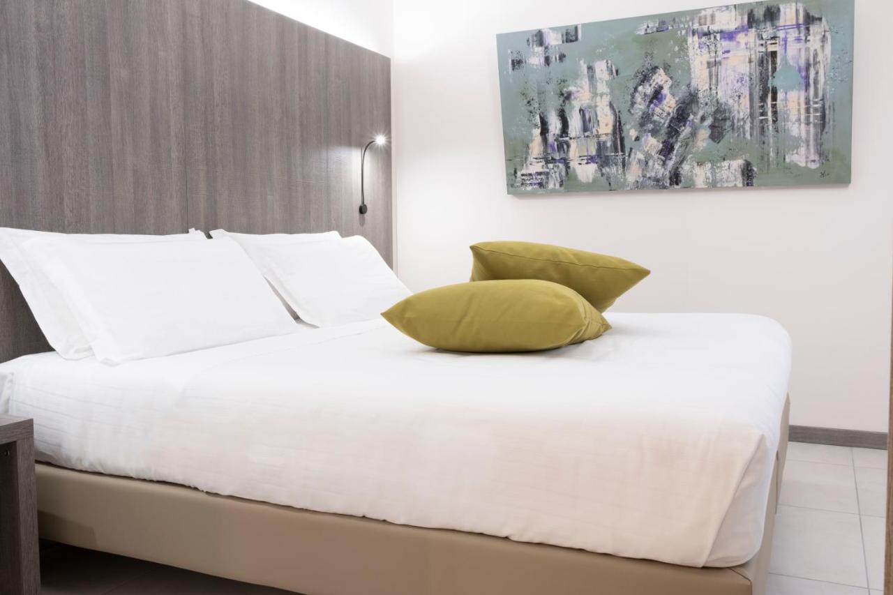 Basic Triple Room