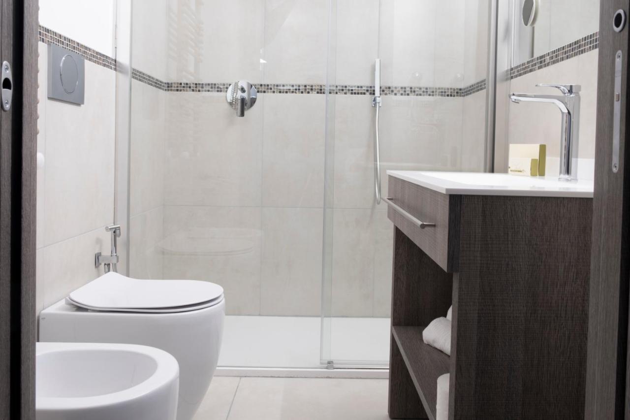Basic Triple Room