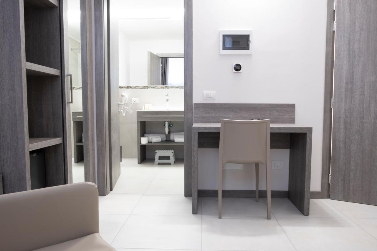 Basic Triple Room