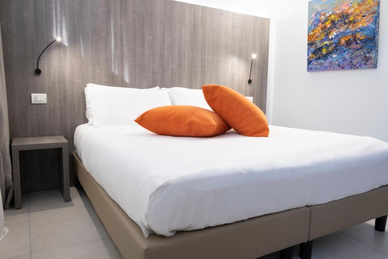 Basic Triple Room
