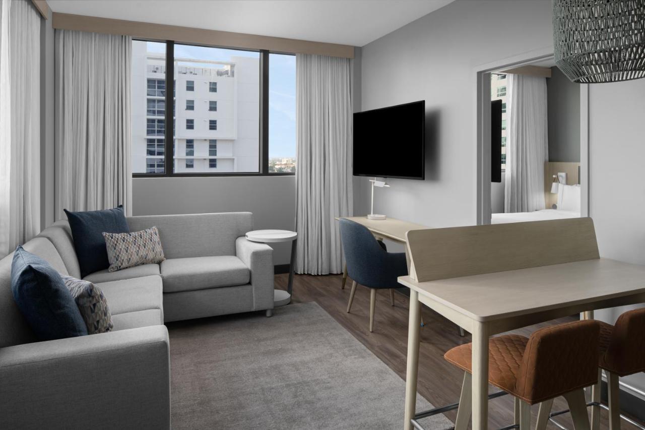 Suíte de 1 Quarto com Cama King-size, Sofá-cama e Vista da Cidade