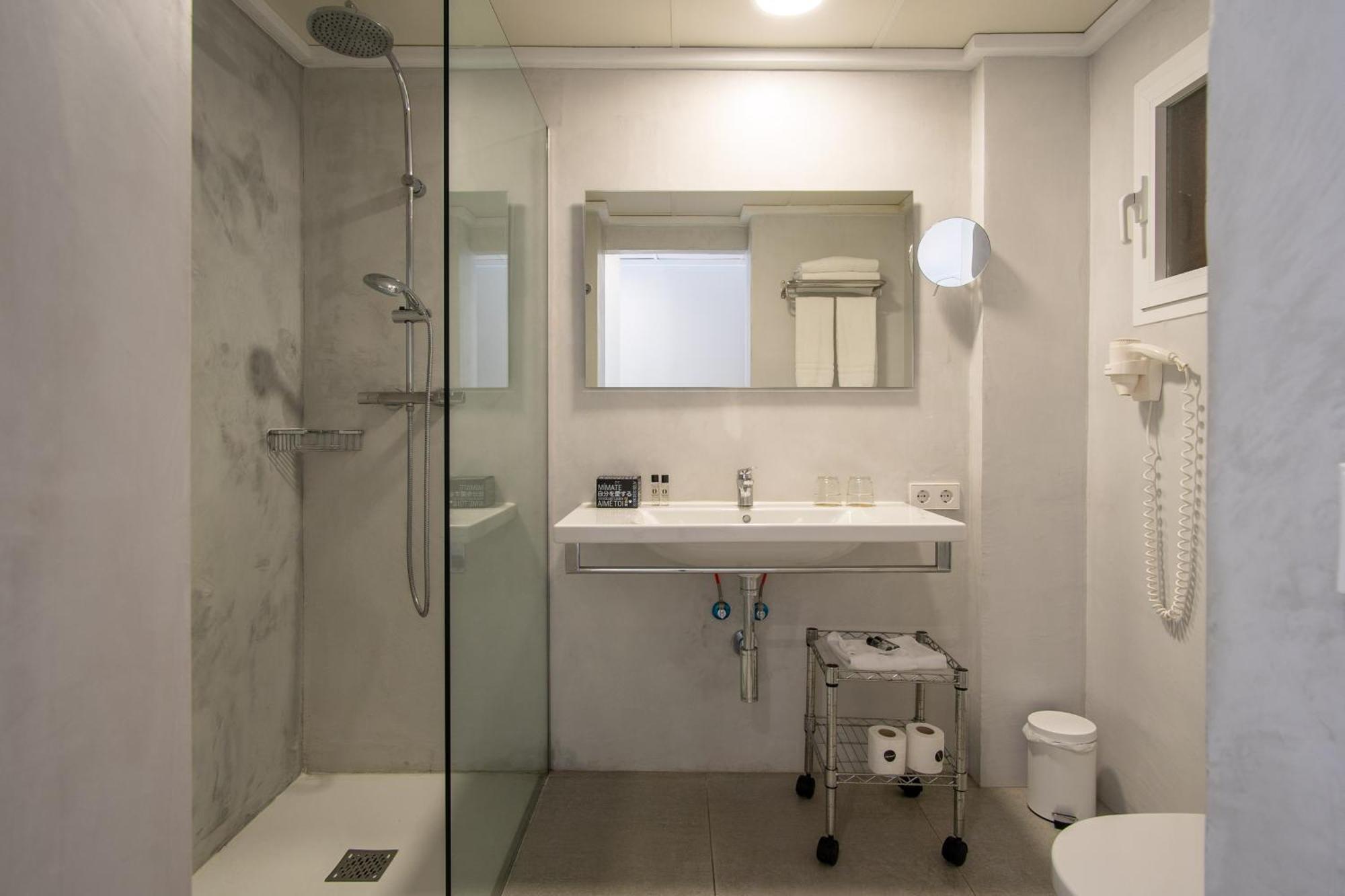Premier Double Room side Sea View