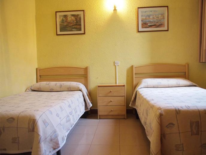Double or Twin Room with Shared Bathroom,12032207:JPEG