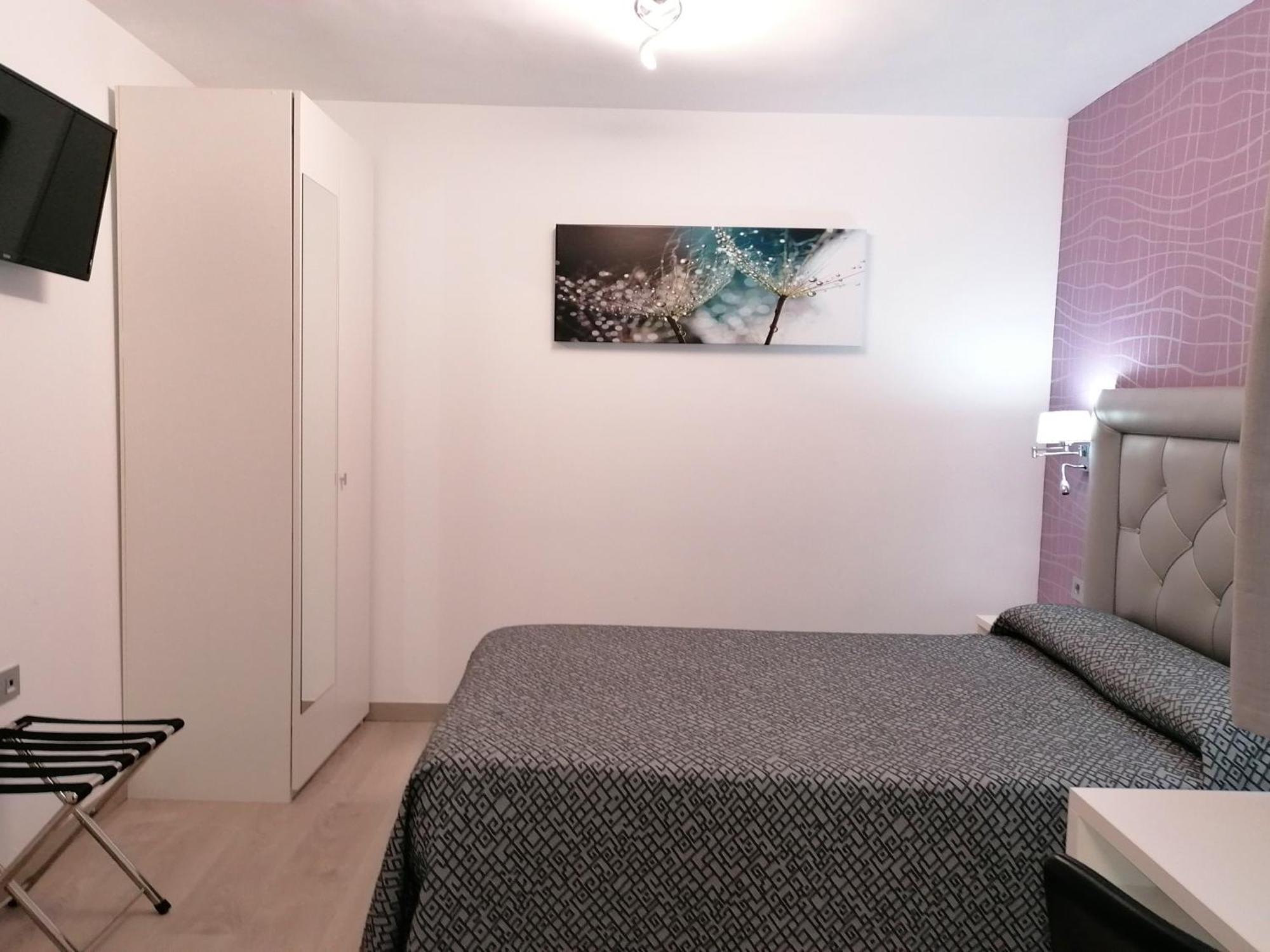 Double Room,1207743367:JPEG