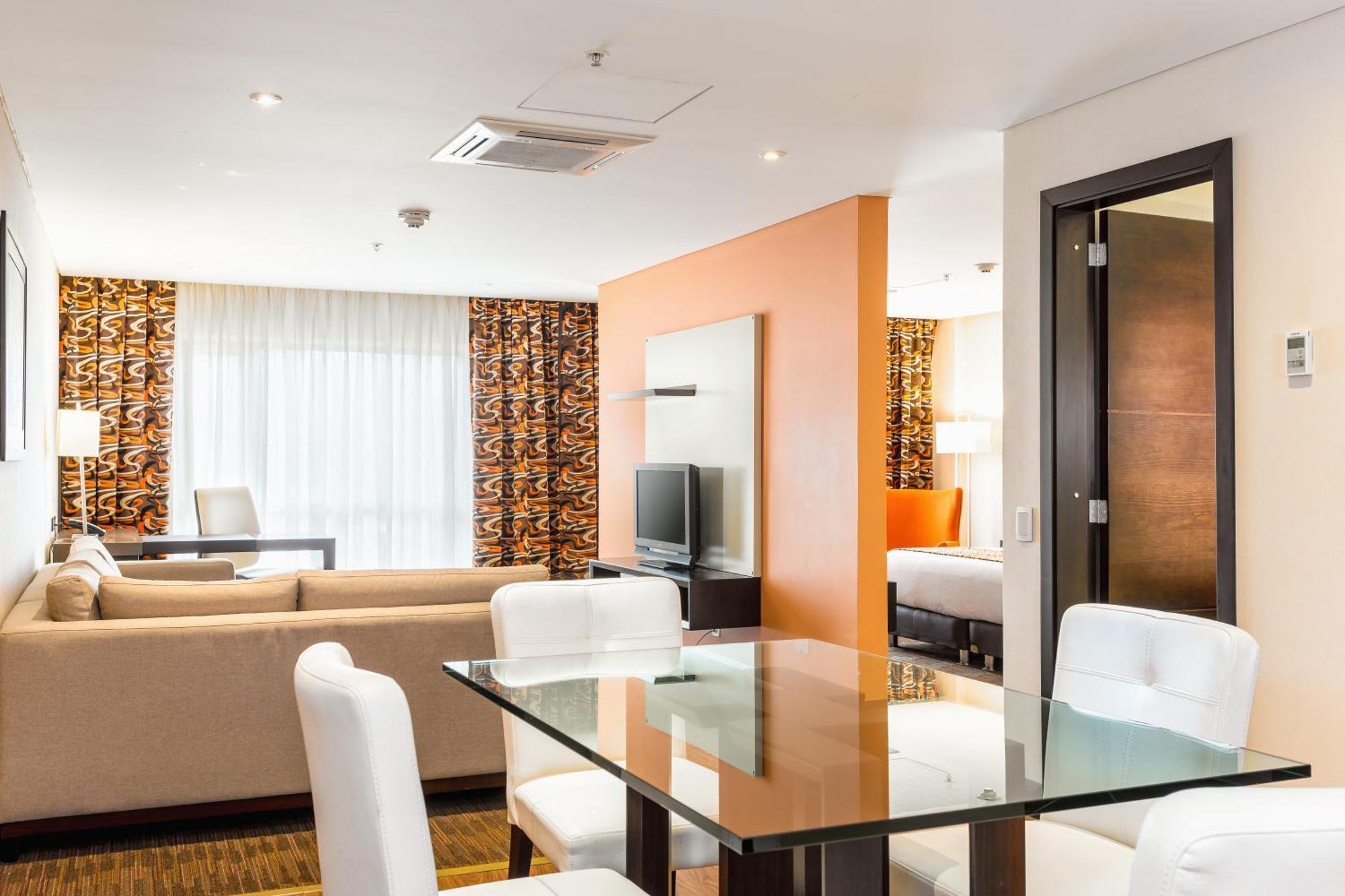 Suite Carlton King