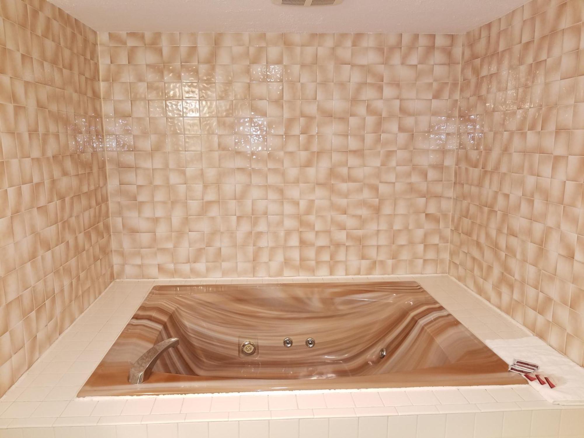 King Room with Spa Bath - Non-Smoking