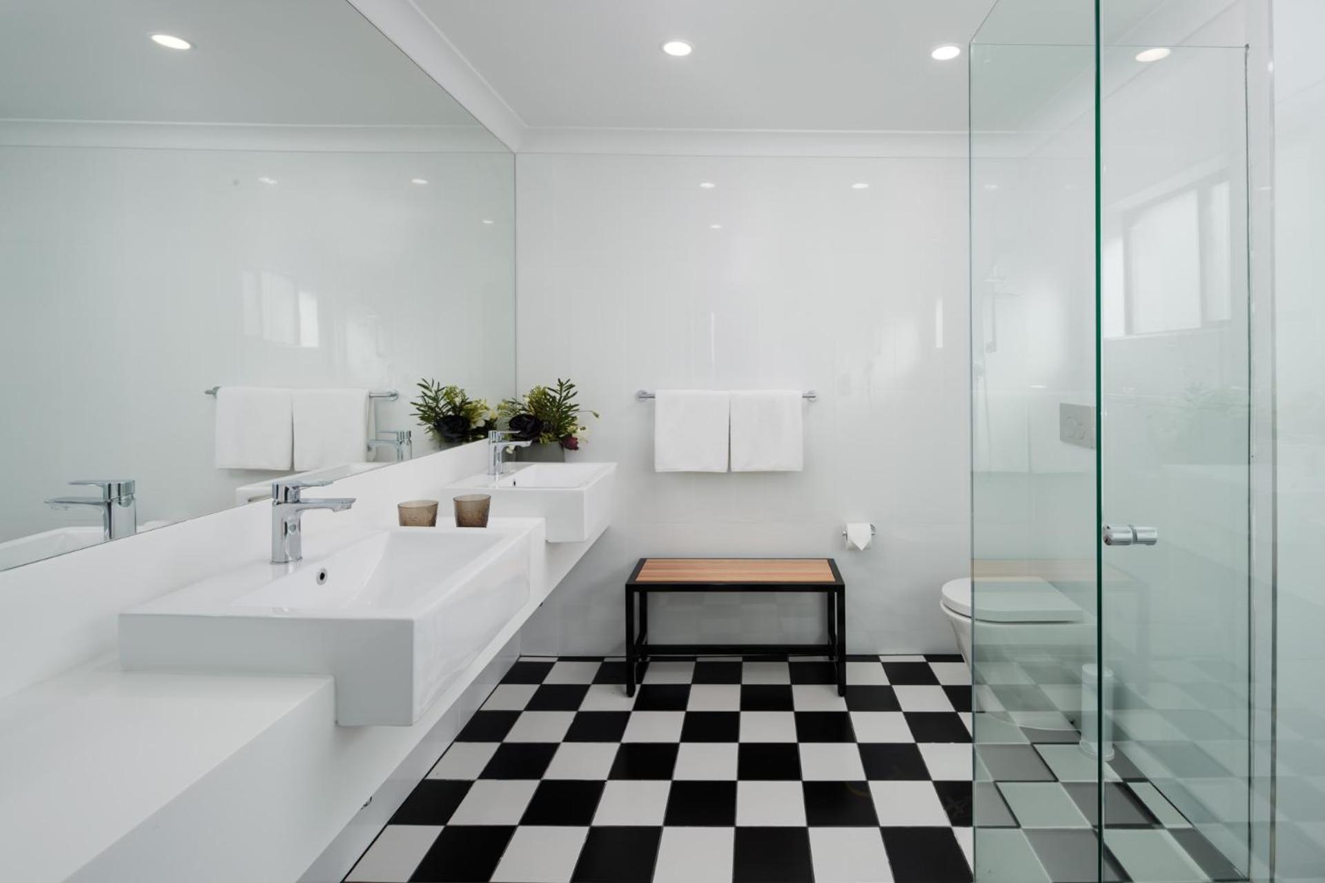 Suite Antique
