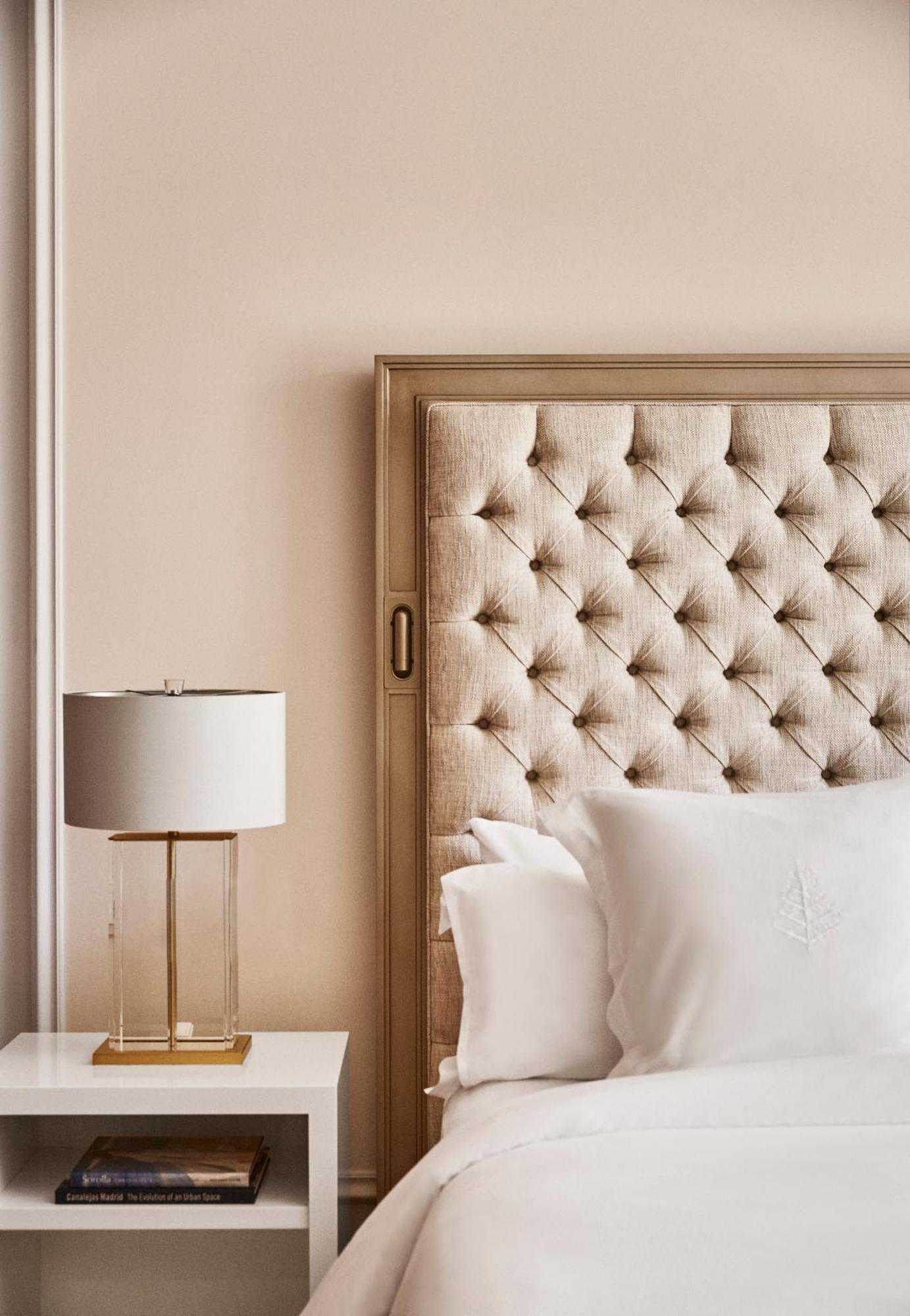 Deluxe Sevilla View Room King,1306476430:JPEG