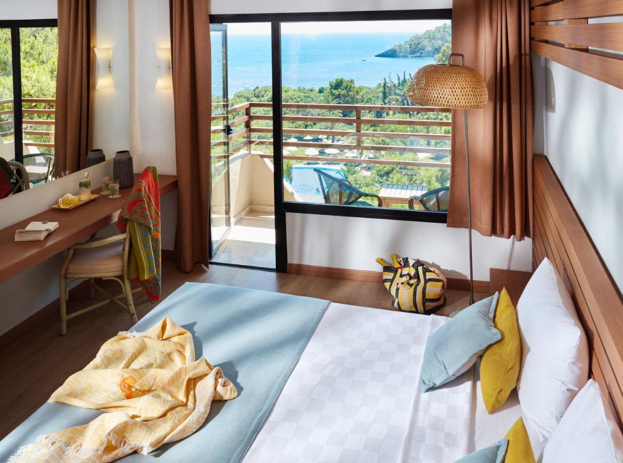Satnadard Doppelzimmer mit Balkon - am Meer