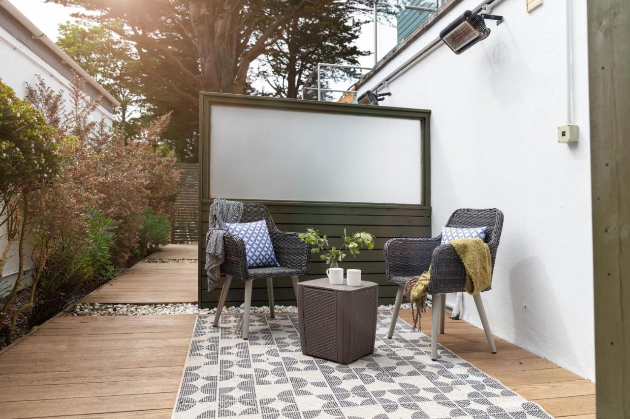 Acogedora habitación doble con patio