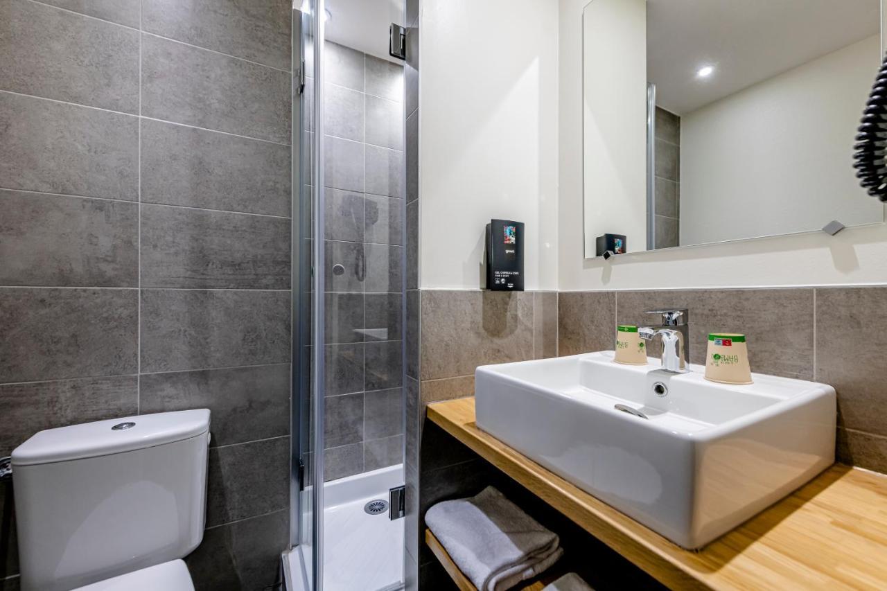 Pop Double Room with Sofa,1259253478:JPEG