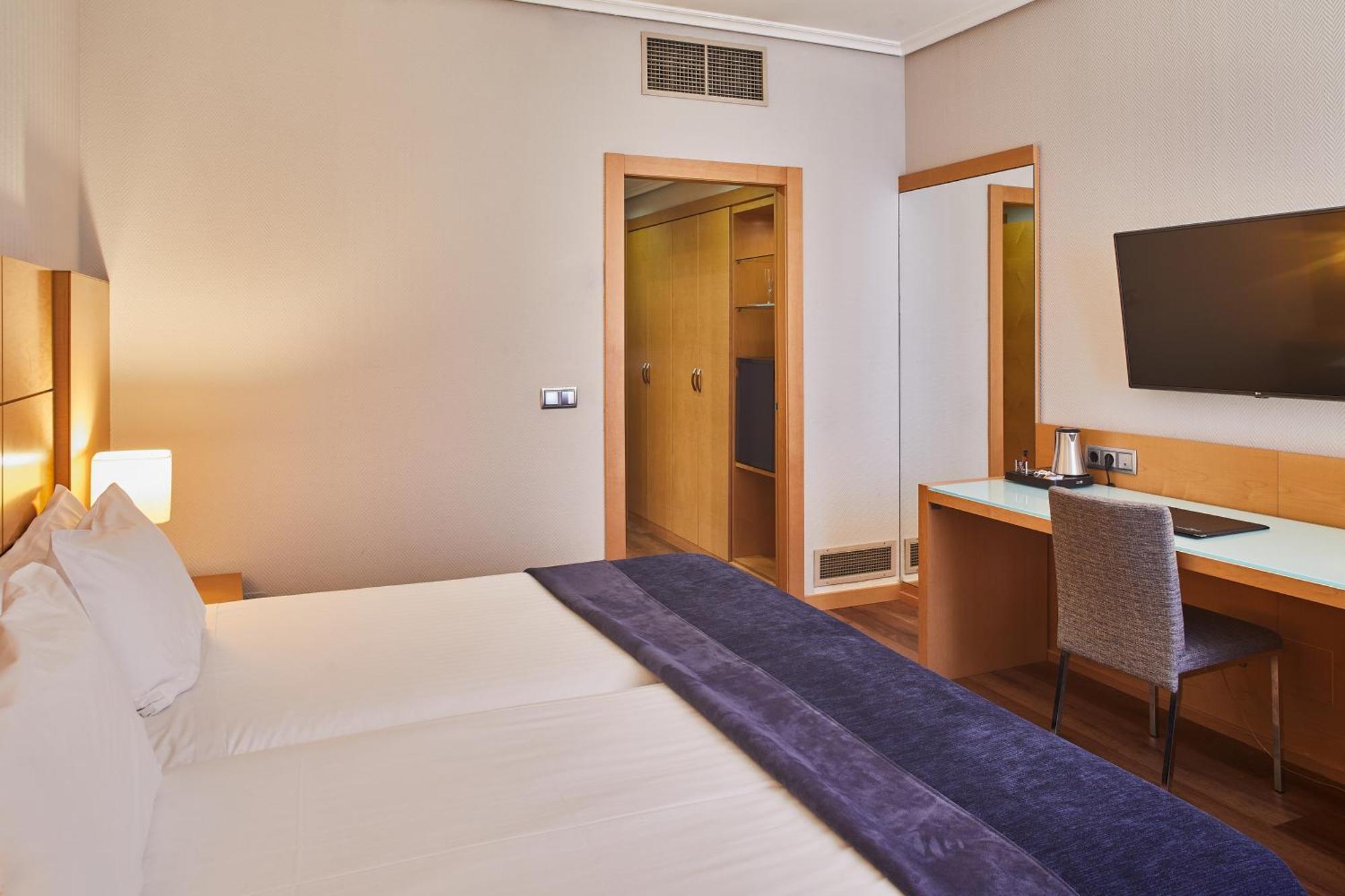 Comfort Twin Room
