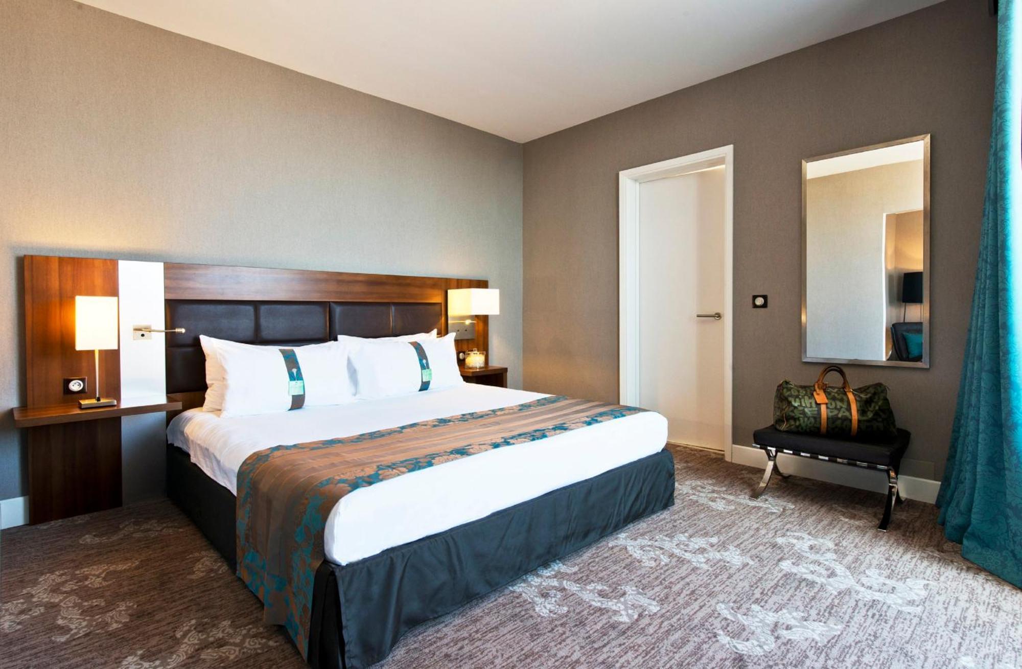 Standard King Room - High Floor,1273947163:JPEG