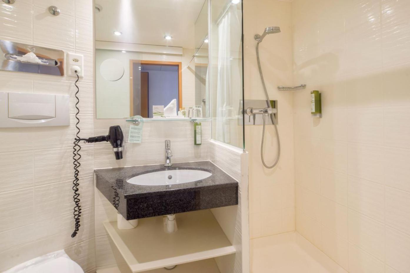 Standard Single Room,1710156518:JPEG