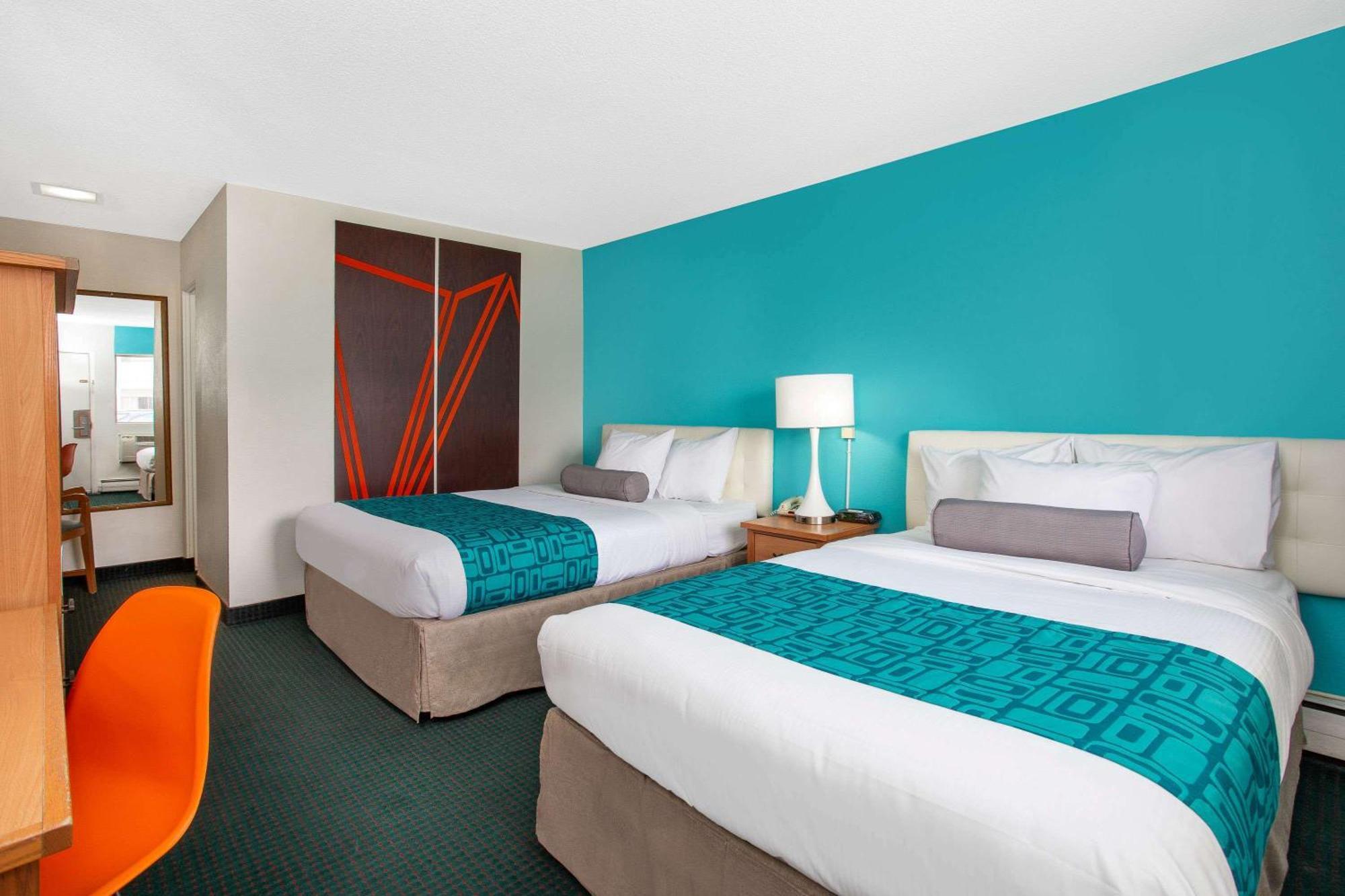 Double Room with Two Double Beds - Smoking,1275567727:JPEG