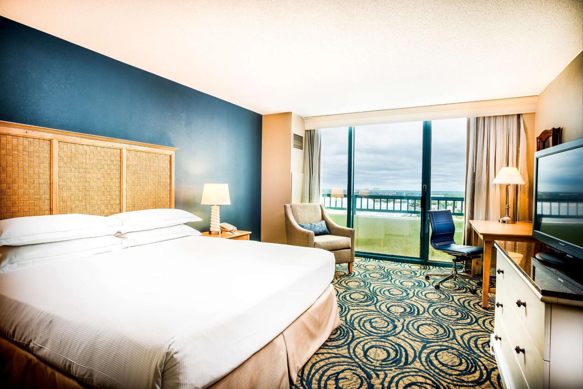 Oceanfront King Room,1552154404:JPEG