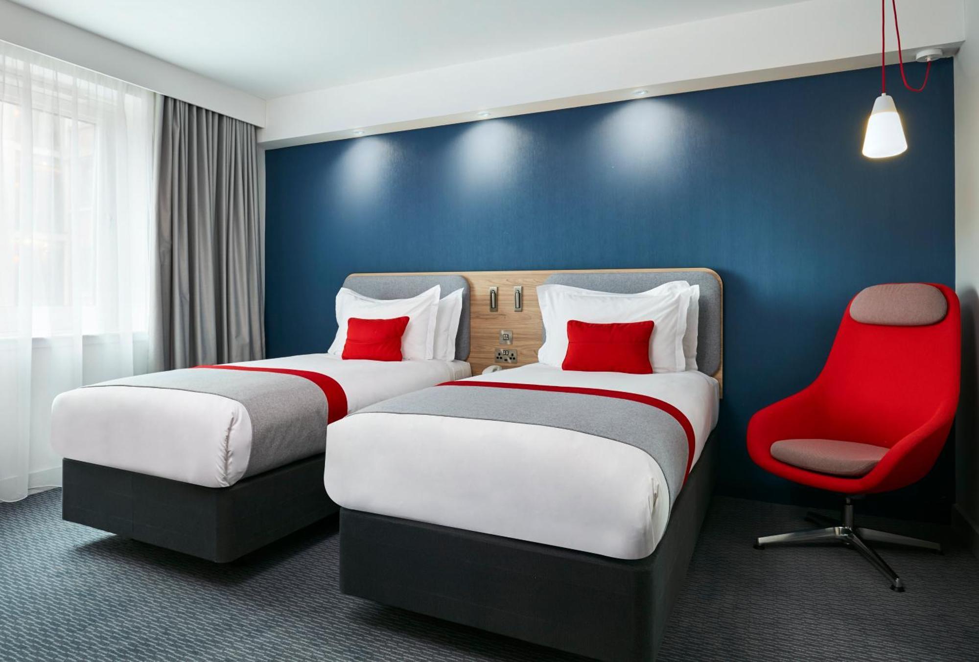 Standard Twin Room Hot