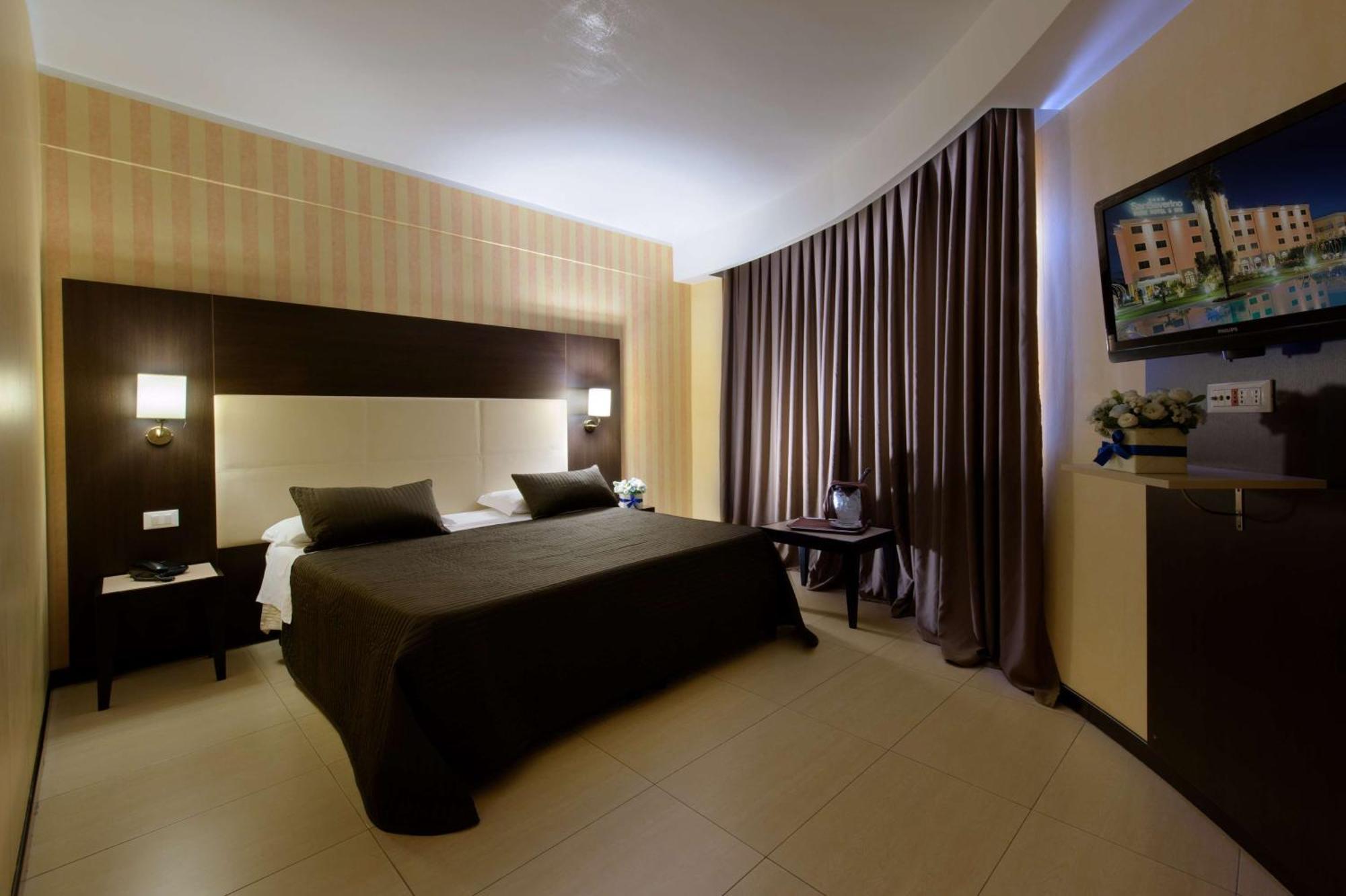 Superior Queen Room,1279831552:JPEG