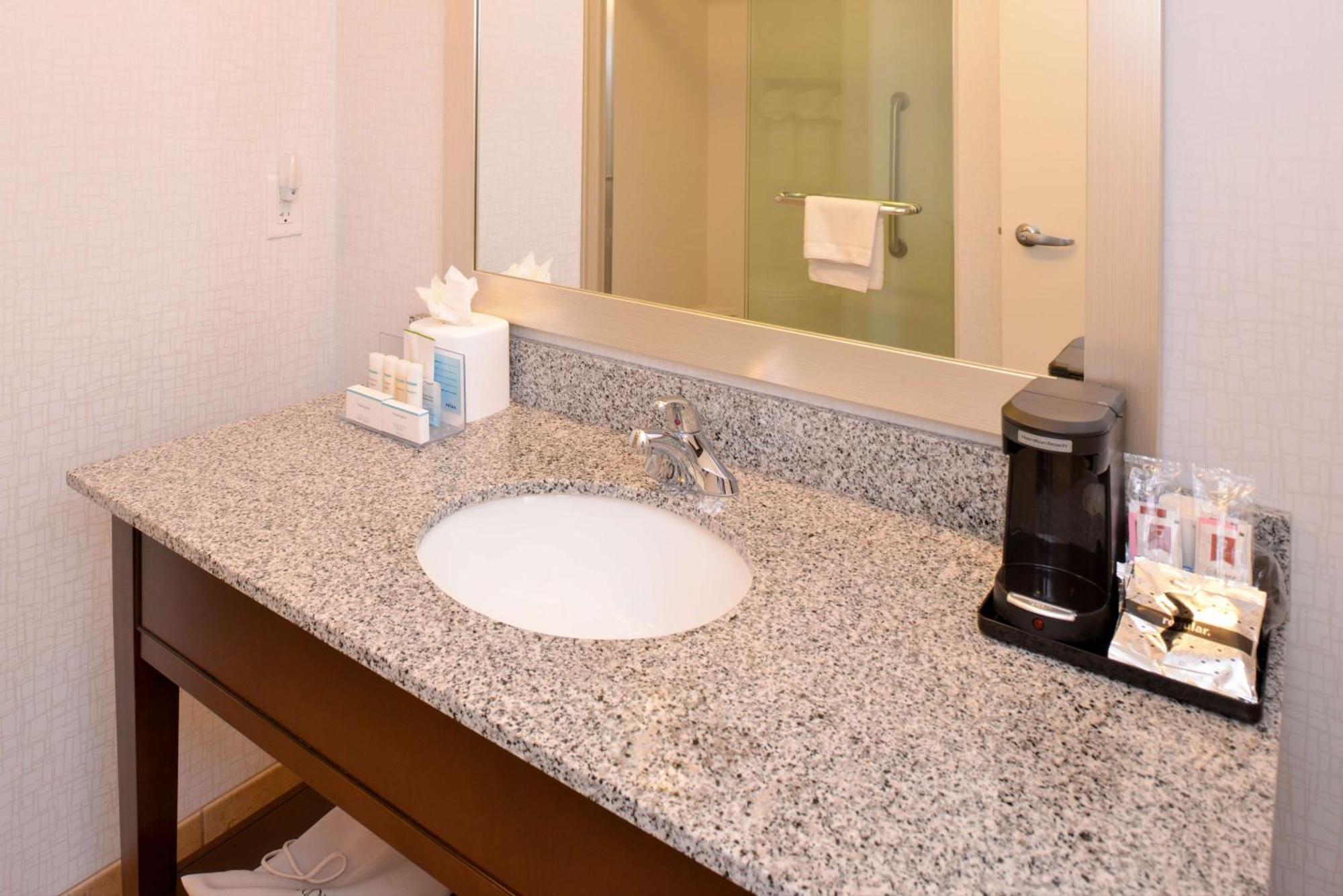 King Room - Hearing Accessible