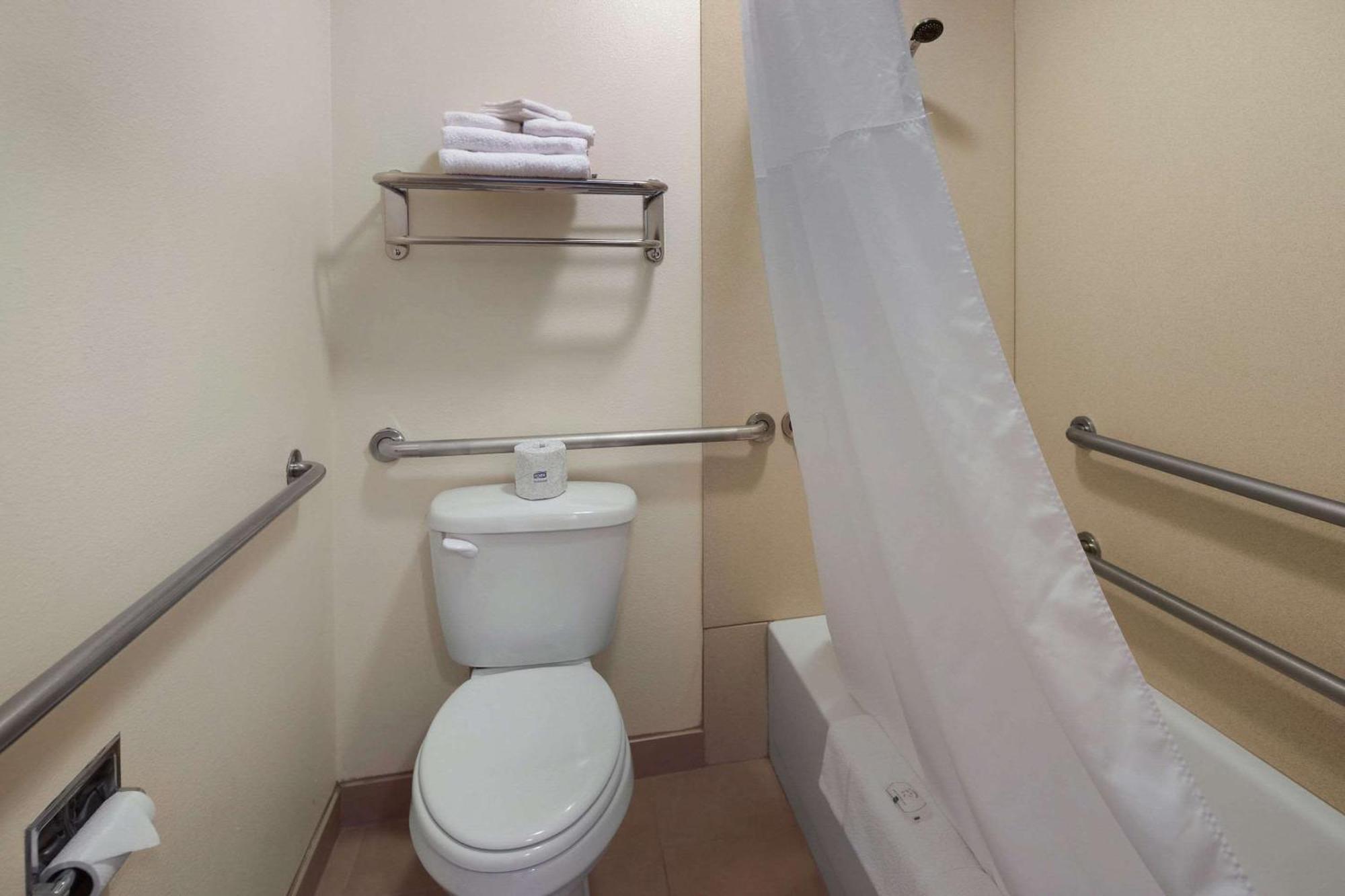 Superior King Room - Non-Smoking