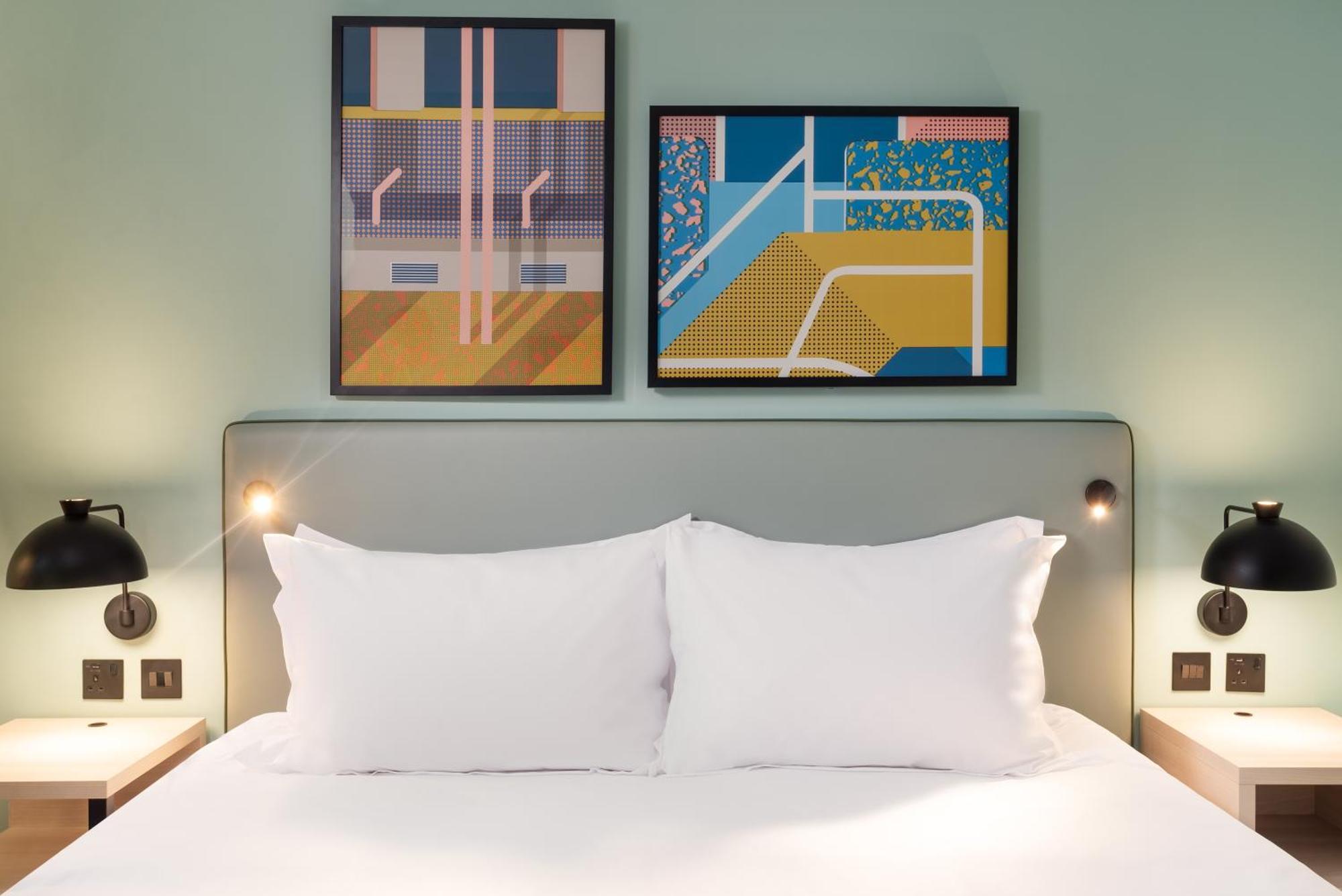 Premium King Room with Balcony,1589691667:JPEG