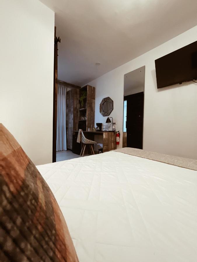 Double Room Private Bathroom