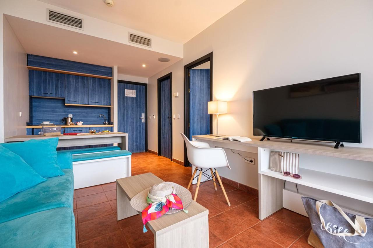Junior Suite,1319935000:JPEG