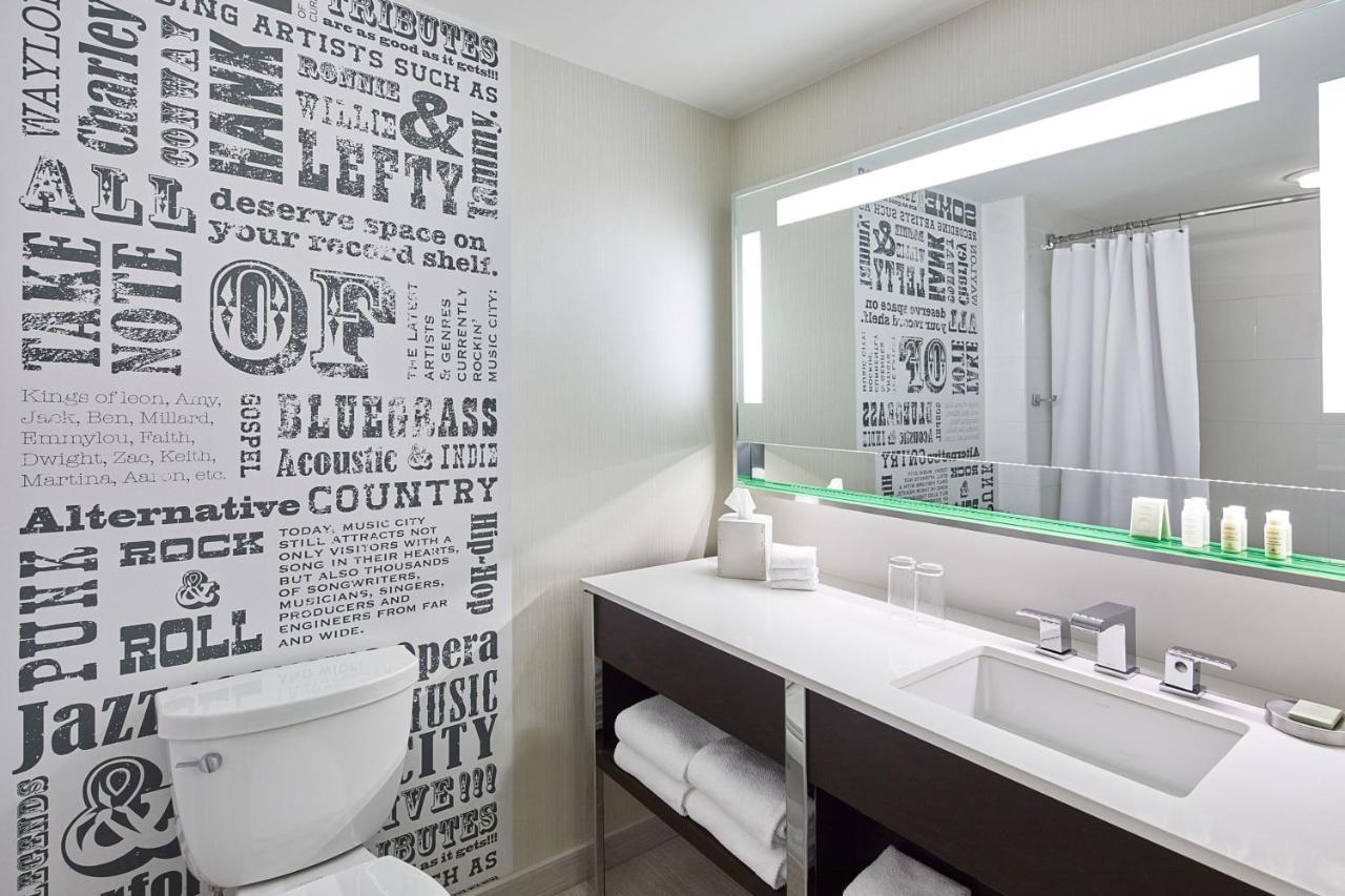 Deluxe Corner King Room,1395449930:JPEG