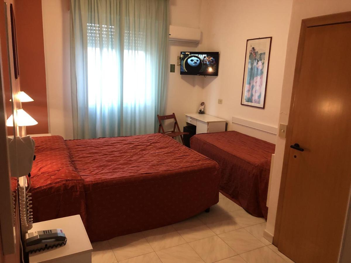 Habitación Triple económica