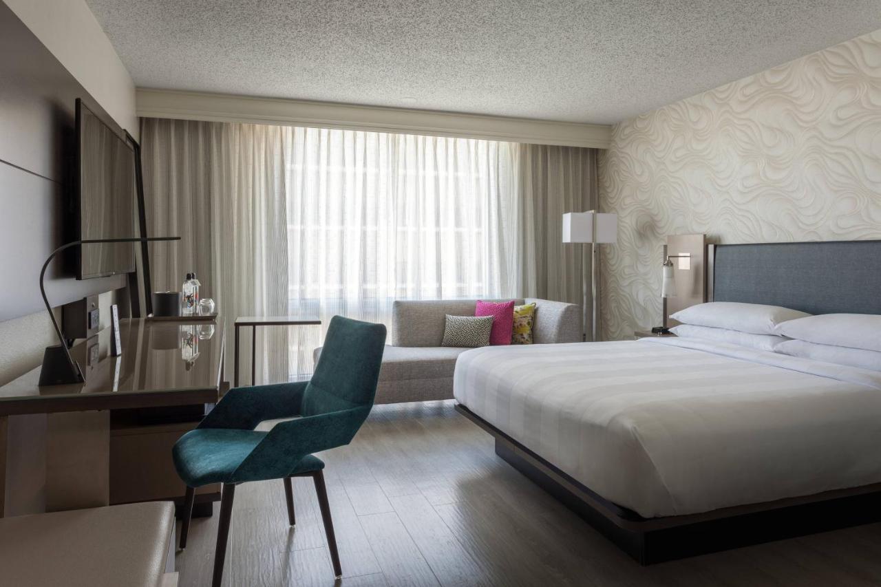 Guest Room with King Bed