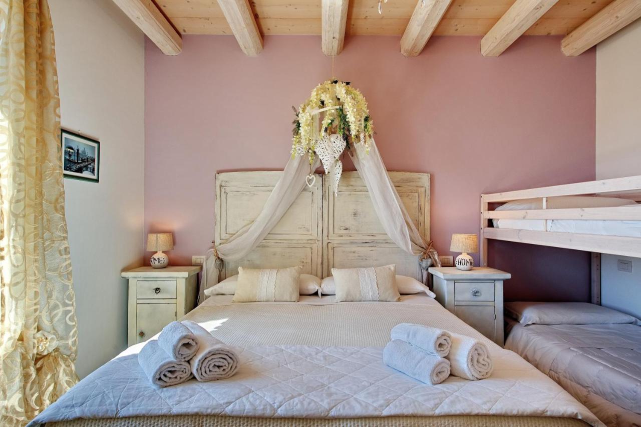 Double Room with Pool View,1380743369:JPEG